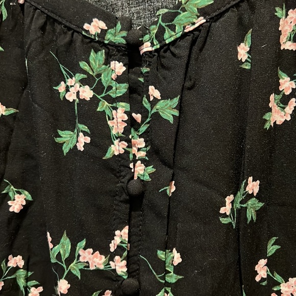 Floral Print Square Neck Button Front Blouse - Picture 3 of 3